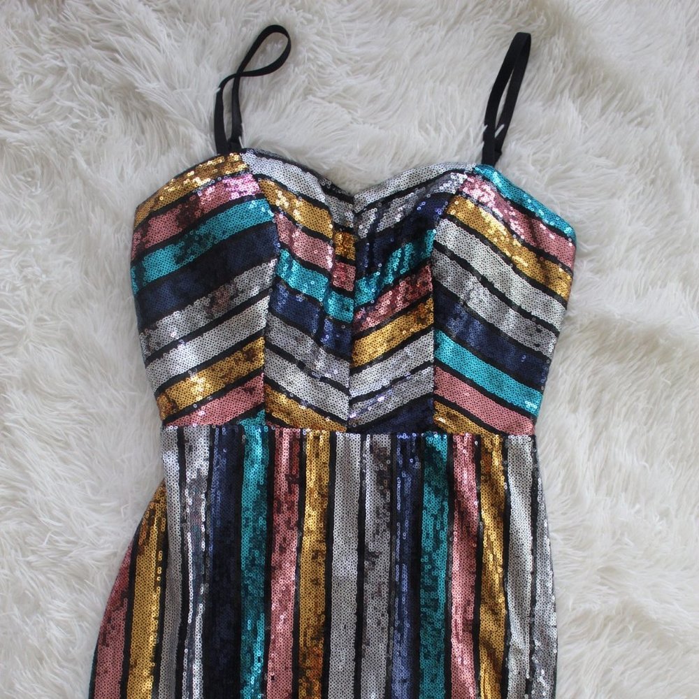 Multi-Colored Sequined Short Party Dress